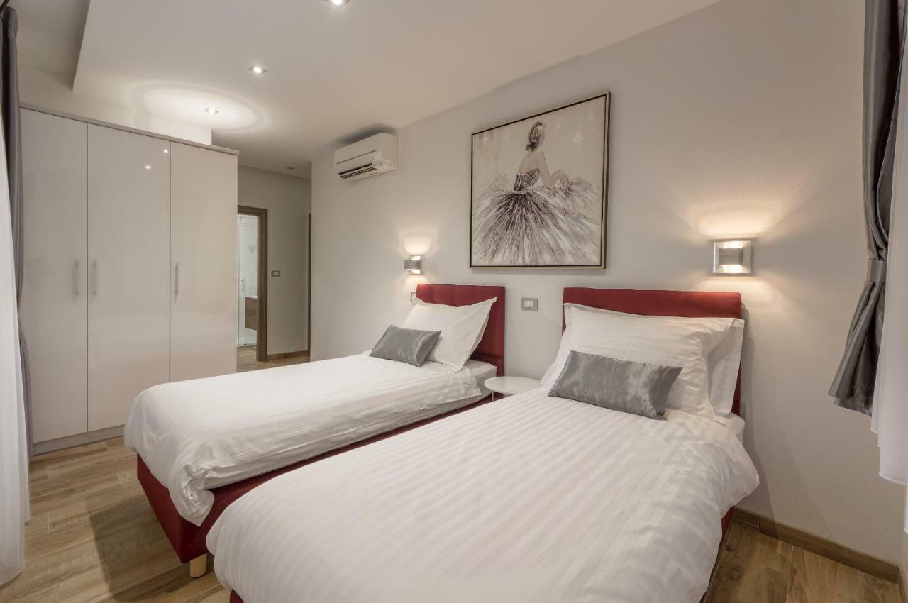 Viras Luxury Holiday Πούλα Εξωτερικό φωτογραφία